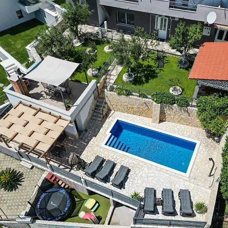 With Private Pool Close To The Apartment