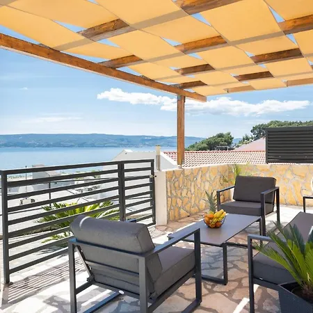 With Private Pool Close To The * Omis