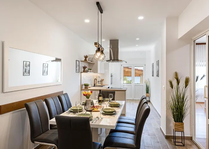 Appartement Pandza - Omis, Private Pool Close To The