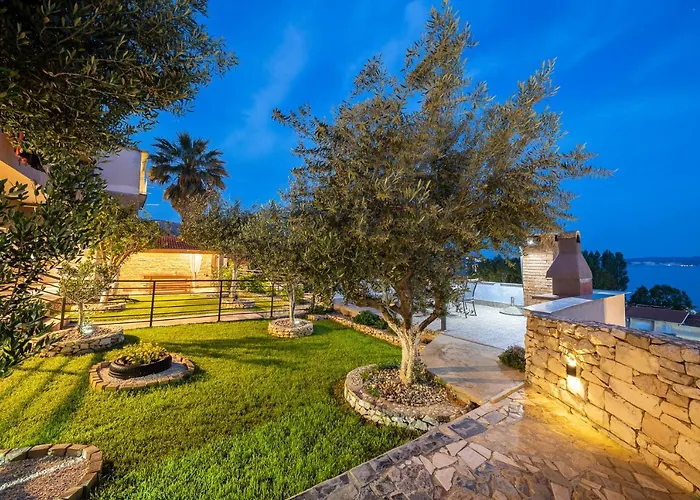 Pandza - Omis, Private Pool Close To The *