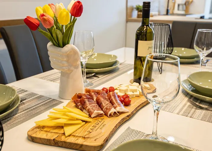 Pandza - Omis, Private Pool Close To The *