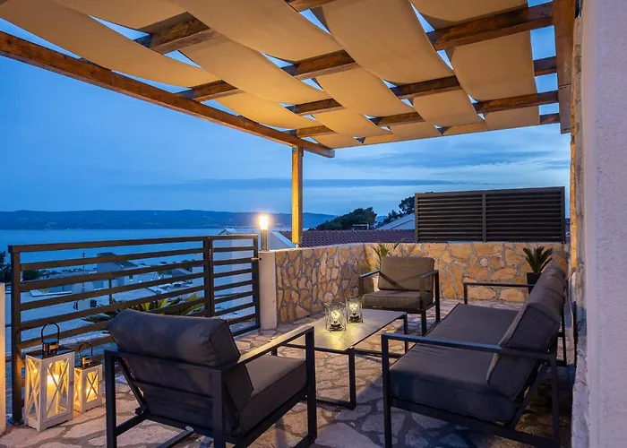 Pandza - Omis, Private Pool Close To The *